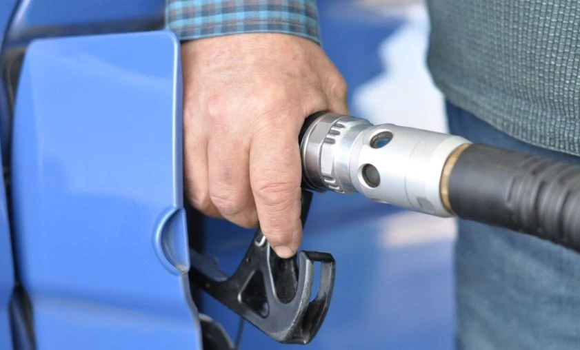 Hold Tight, Gas Prices Are Expected To Come Back Down (Plus Where To Find The Best Prices Now)